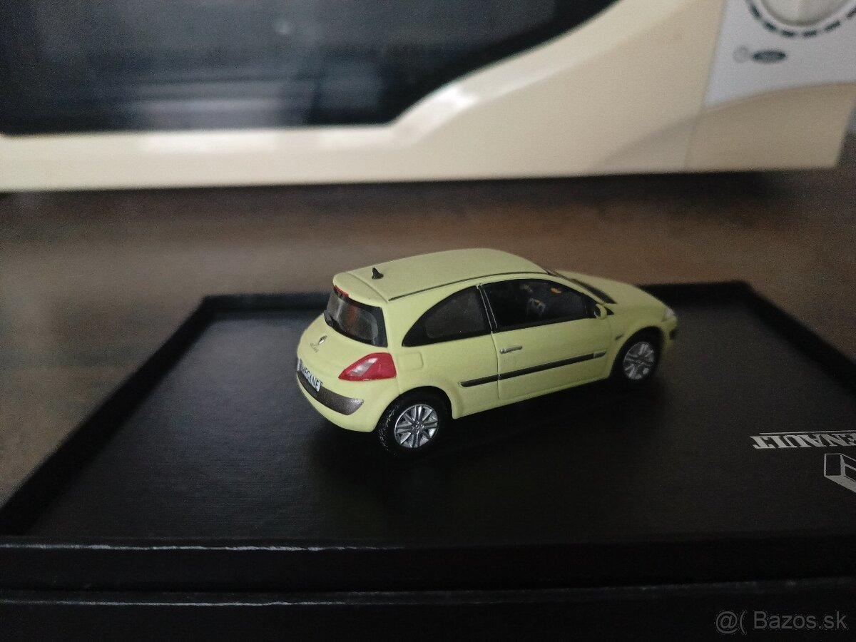 1:43 Renault Megane 2 Hatchback - 3