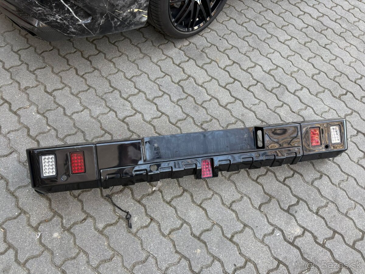Predám nárazník na Mercedes G Brabus - 3