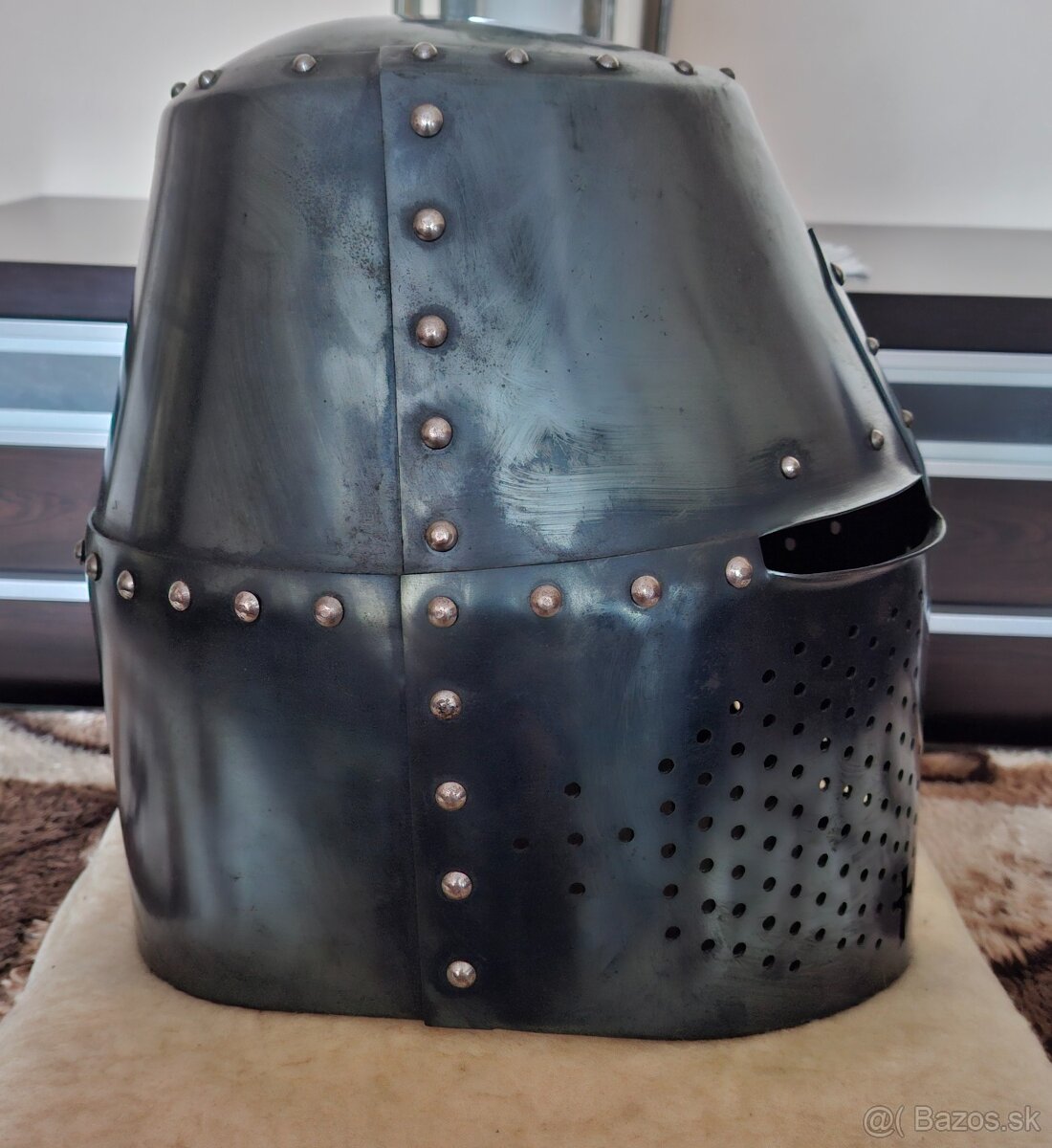 Stredoveka križiacka rytierska prilba - 3