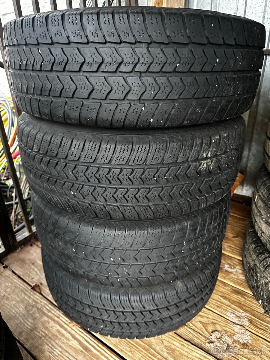Predám zimnú sadu diskov na Vw t5 t6 + zimné 205/65 r16c - 3