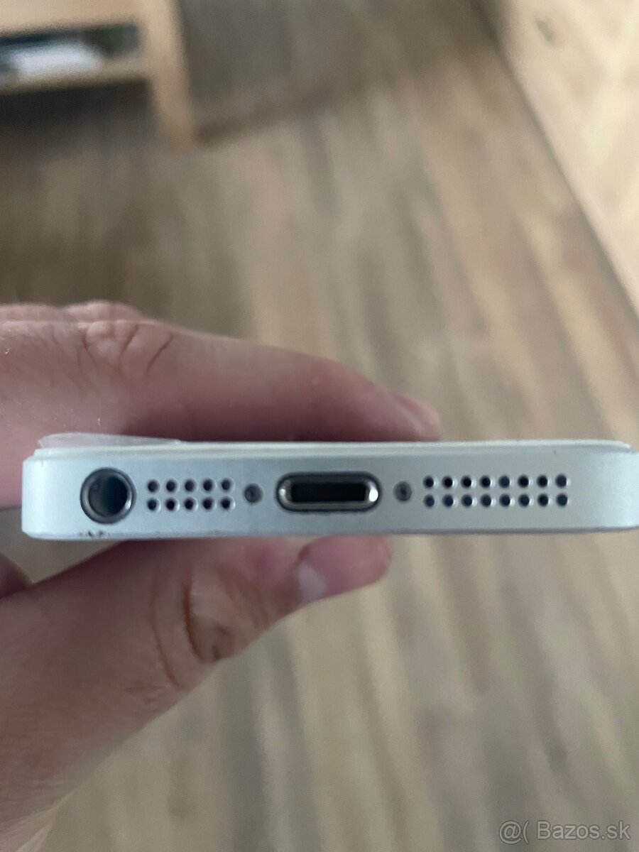 Predam iphone SE - 3