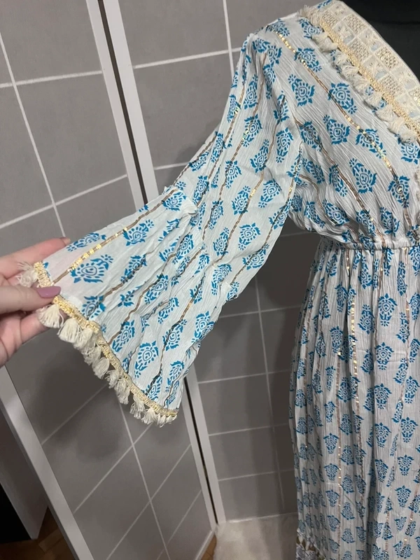 Dlhé modro biele šaty - 3