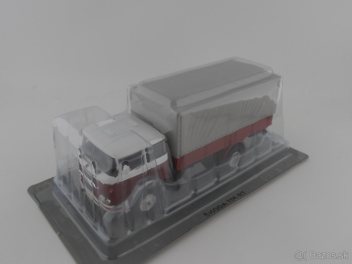 Škoda 706 RT, Robur LO3000 1/43 - 3