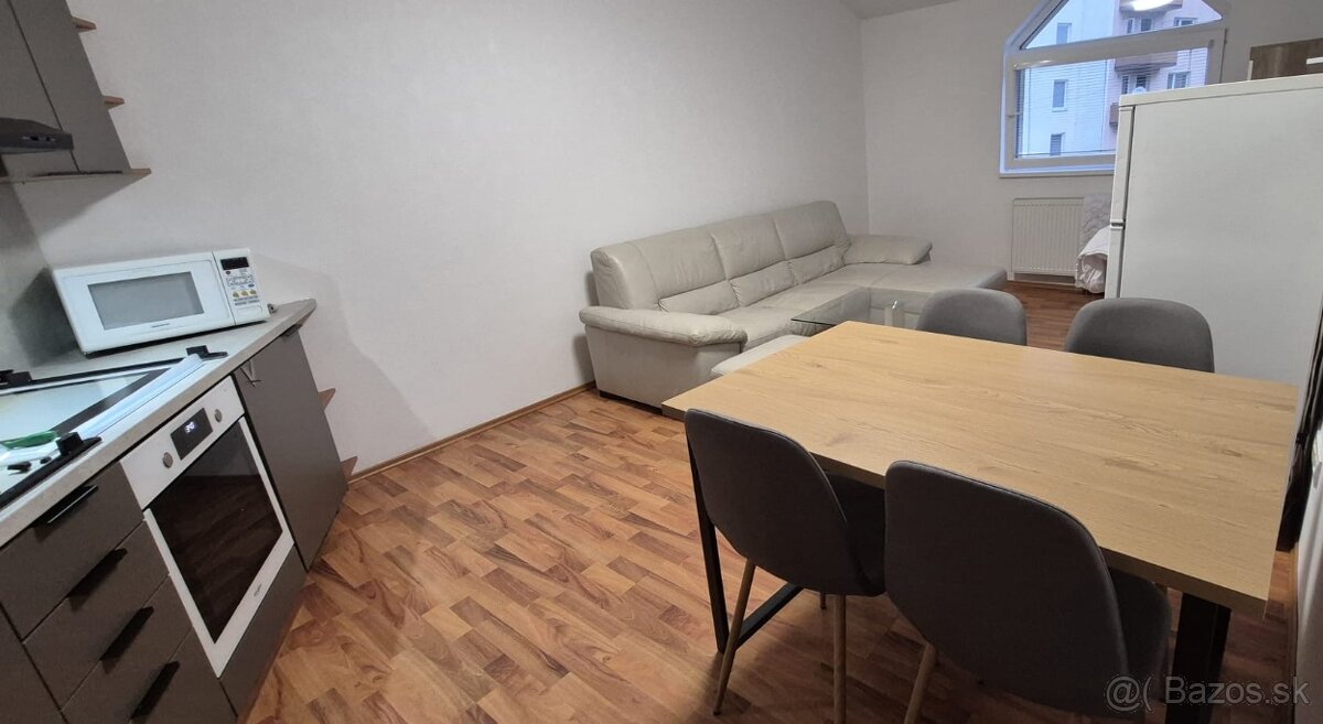 Prenájom 2-izbového bytu - 3