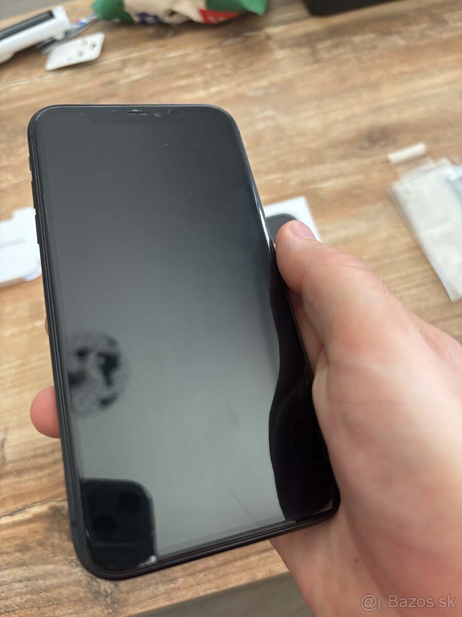 iphone 11 black 12GB - 3