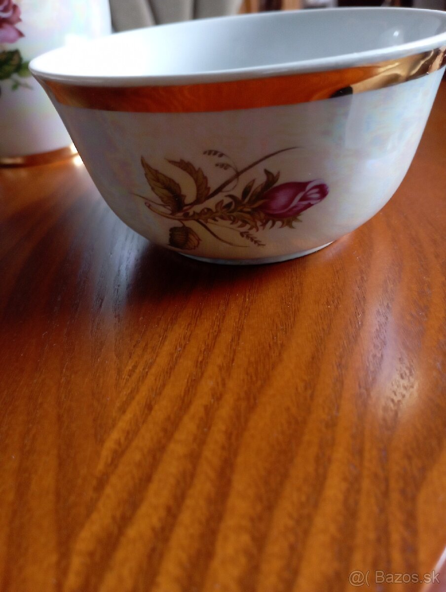 Sada z porcelánu - 3