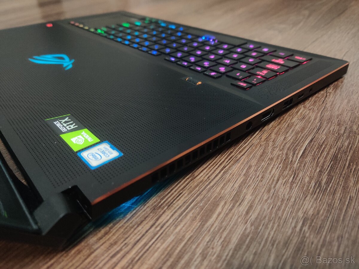 ASUS ROG Zephyrus S 17" - Core i7, RTX 2080, 1Tb SSD - 3