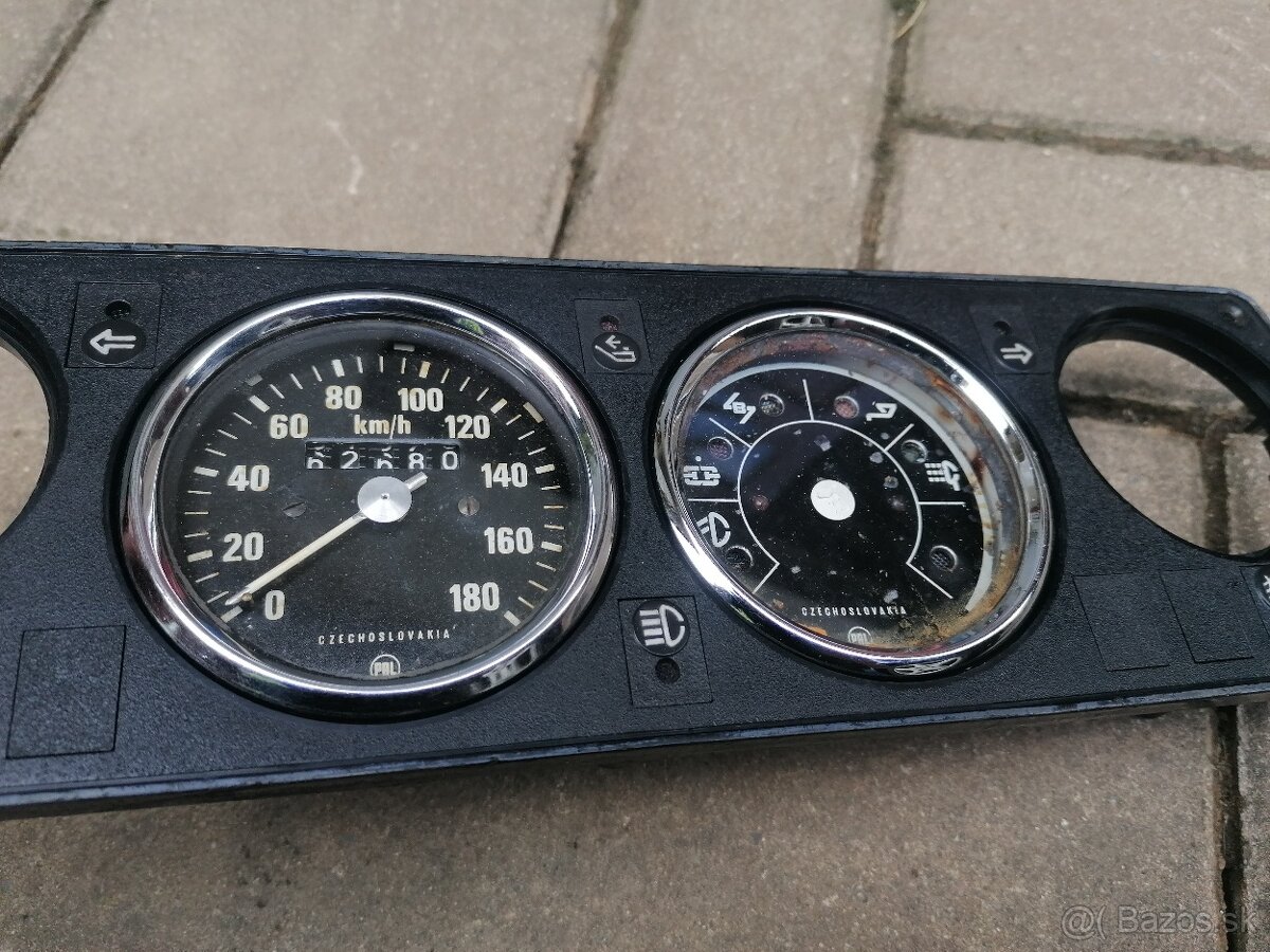 Predám chrómová prístrojová doska na Škoda 120 L, 105 L - 3