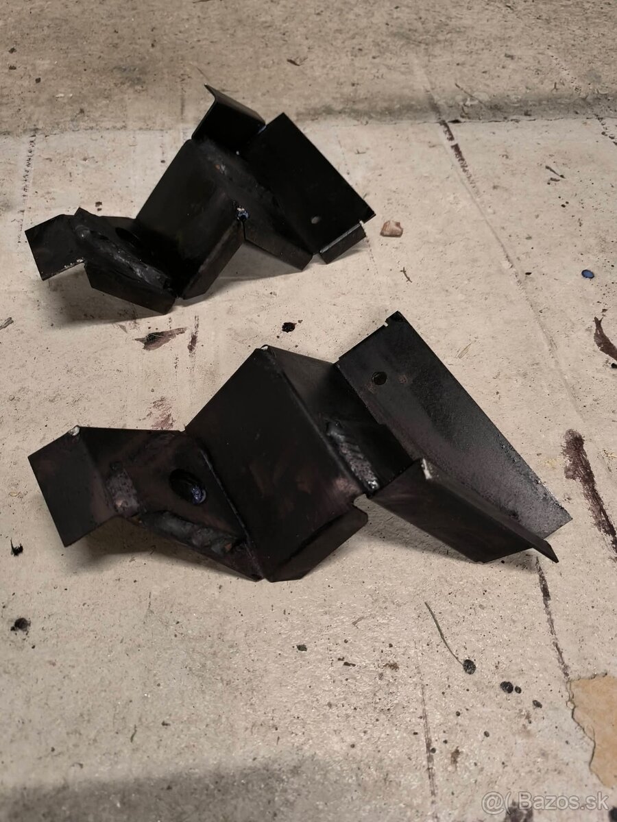 Kaskády na Tatra 613 - 3