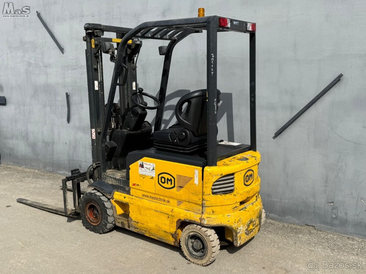 OM XE16AC Elektrický - 3