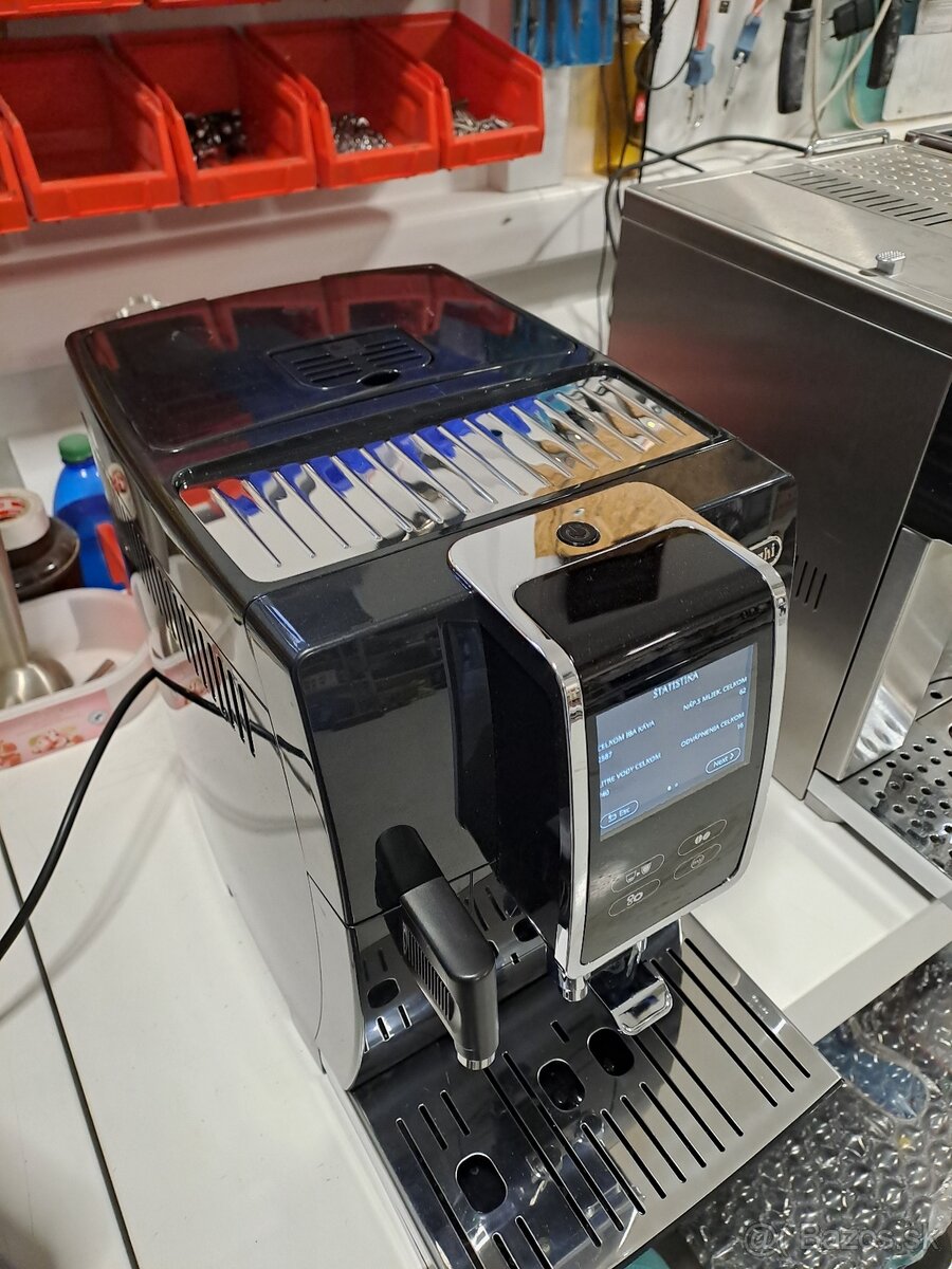 DeLonghi ECAM 370.70.B - 3