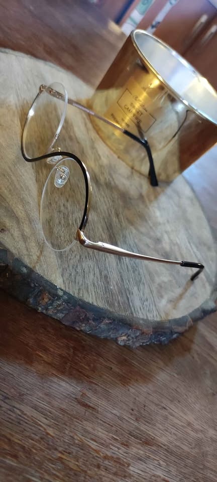 Nadčasové brýlové obruby-rám-dioptrické okuliareTOP - 3