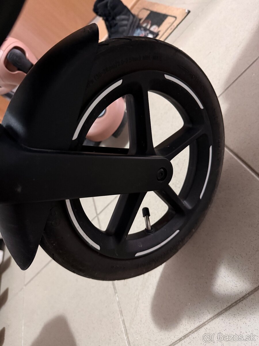 CYBEX Avi Spin Gold Seashell Beige. - 3