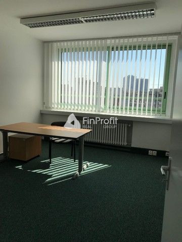 Kancelárie v centre mesta na prenájom - výmera od 18 m2, ul. - 3