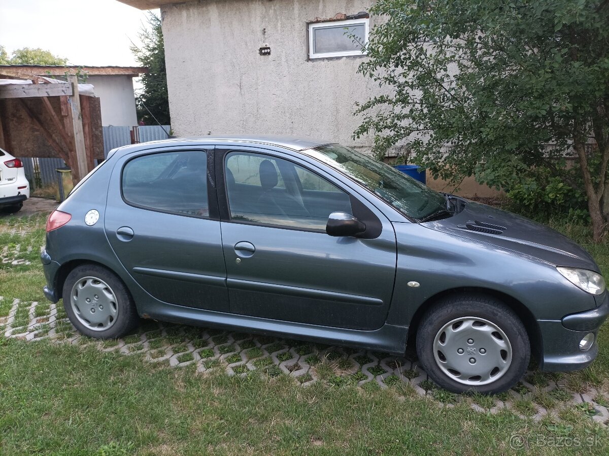 Peugeot 206 1.4 r.v. 2006 - 3