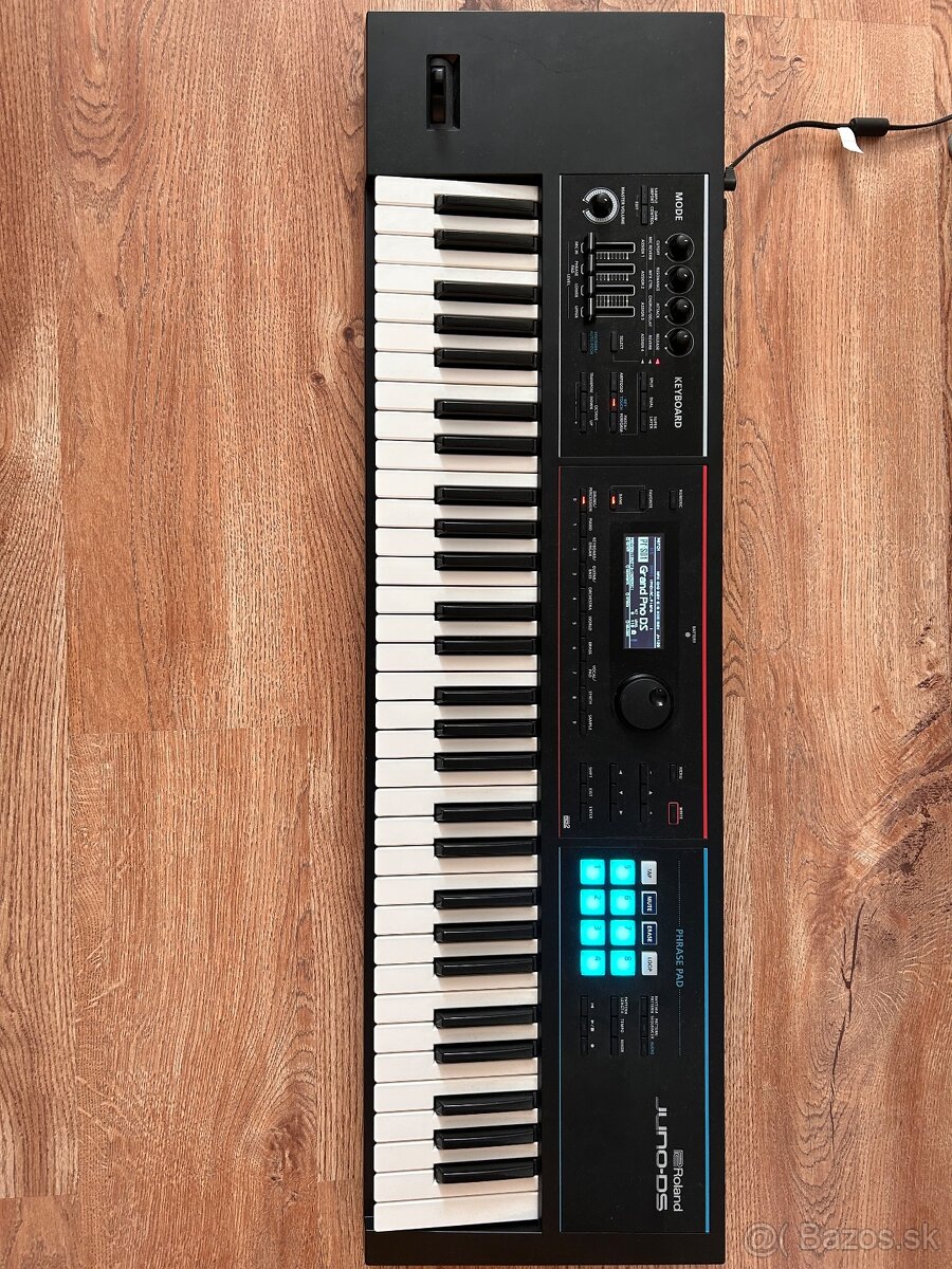 Roland Juno DS61 - 3