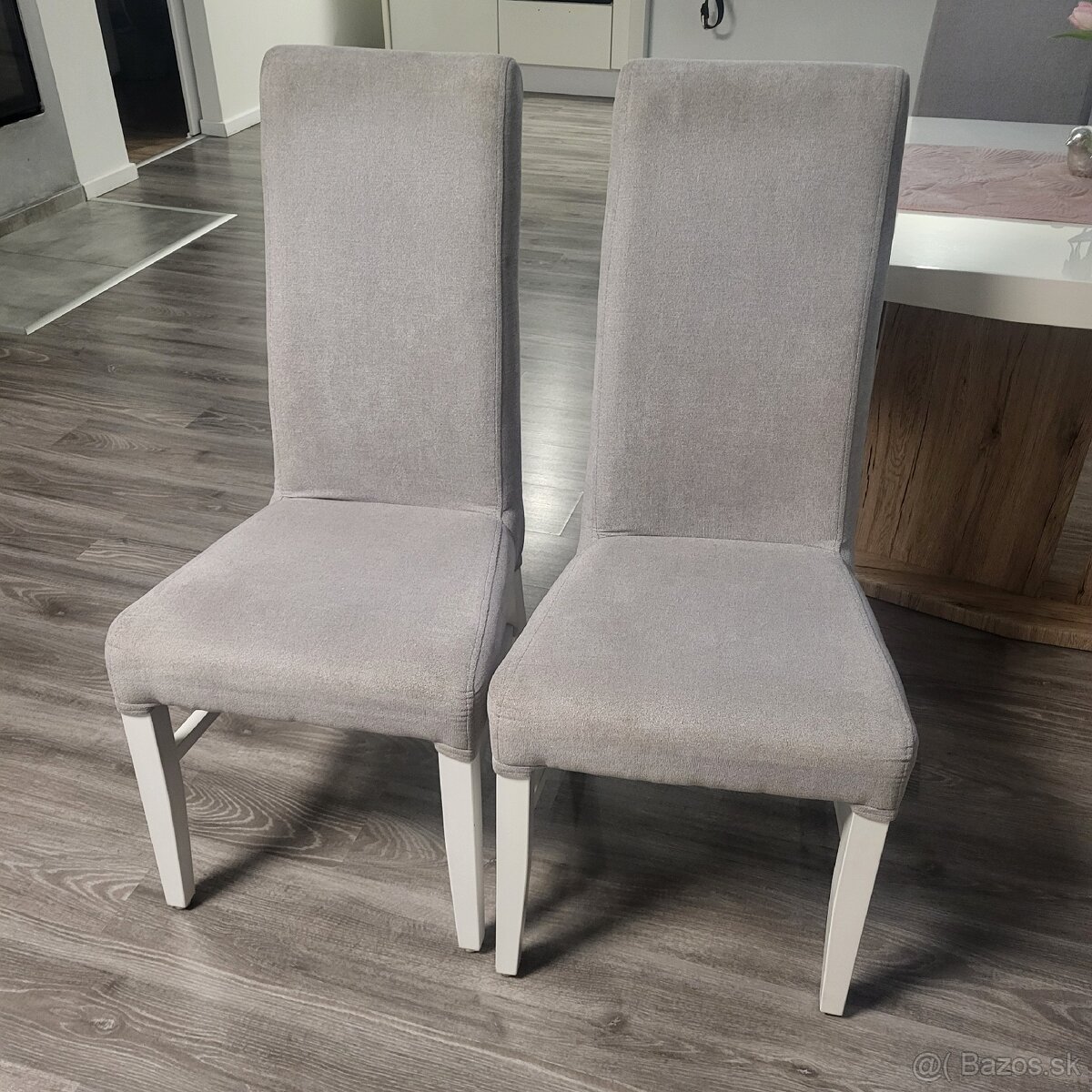 Jedálny stôl a stoličky - 3