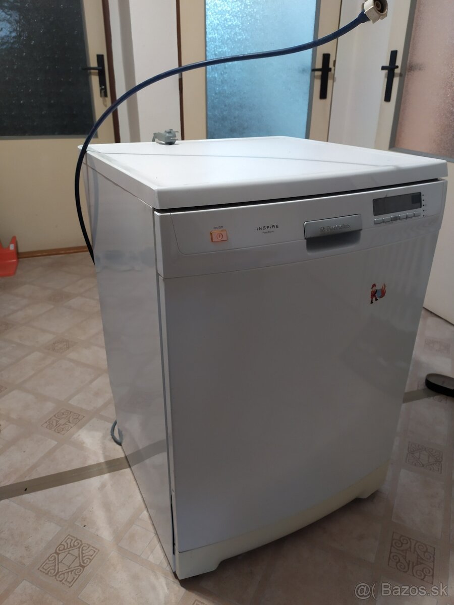 Umývačka riadu Elektrolux - 3