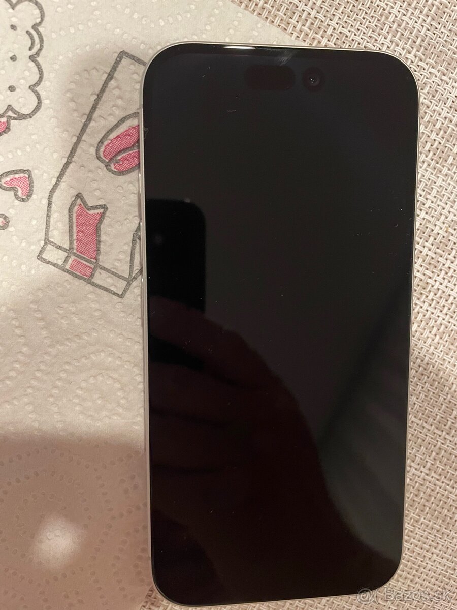 iPhone 16 - 3