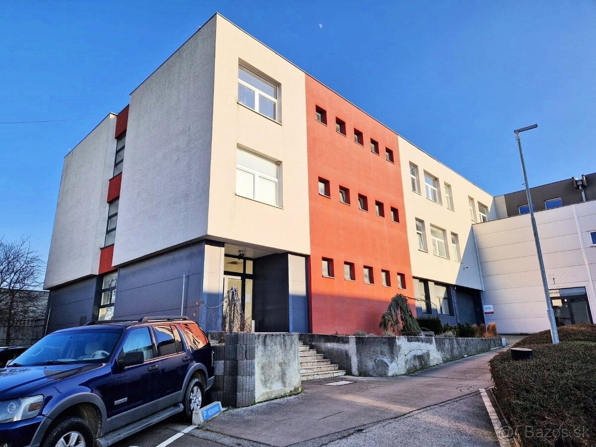 Prenájom skladových priestorov 260 m2 na 1. poschodí s nákla - 3