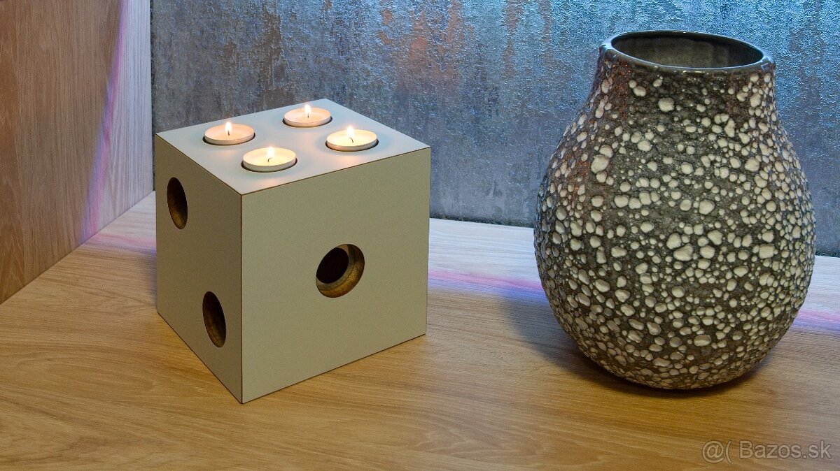 Svietnik CUBELY - 3