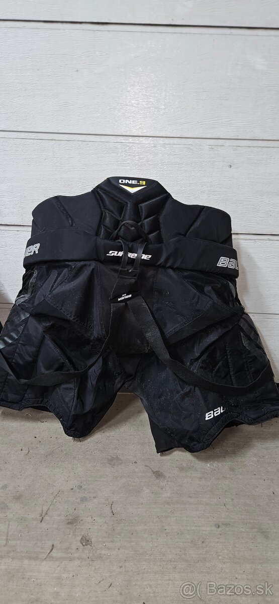 Brankárska výstroj - 3