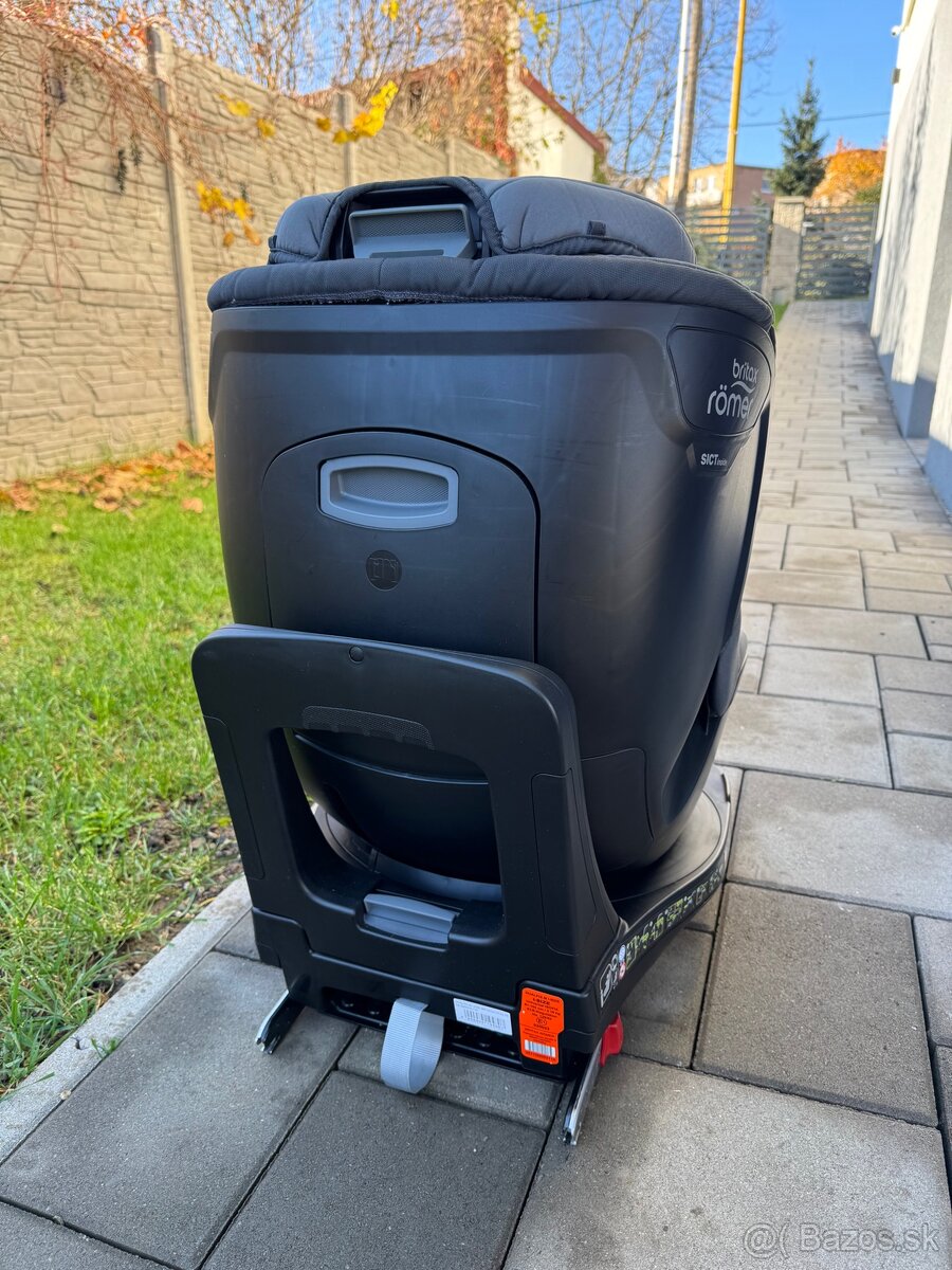 Britax Römer Dualfix M i-size. - 3