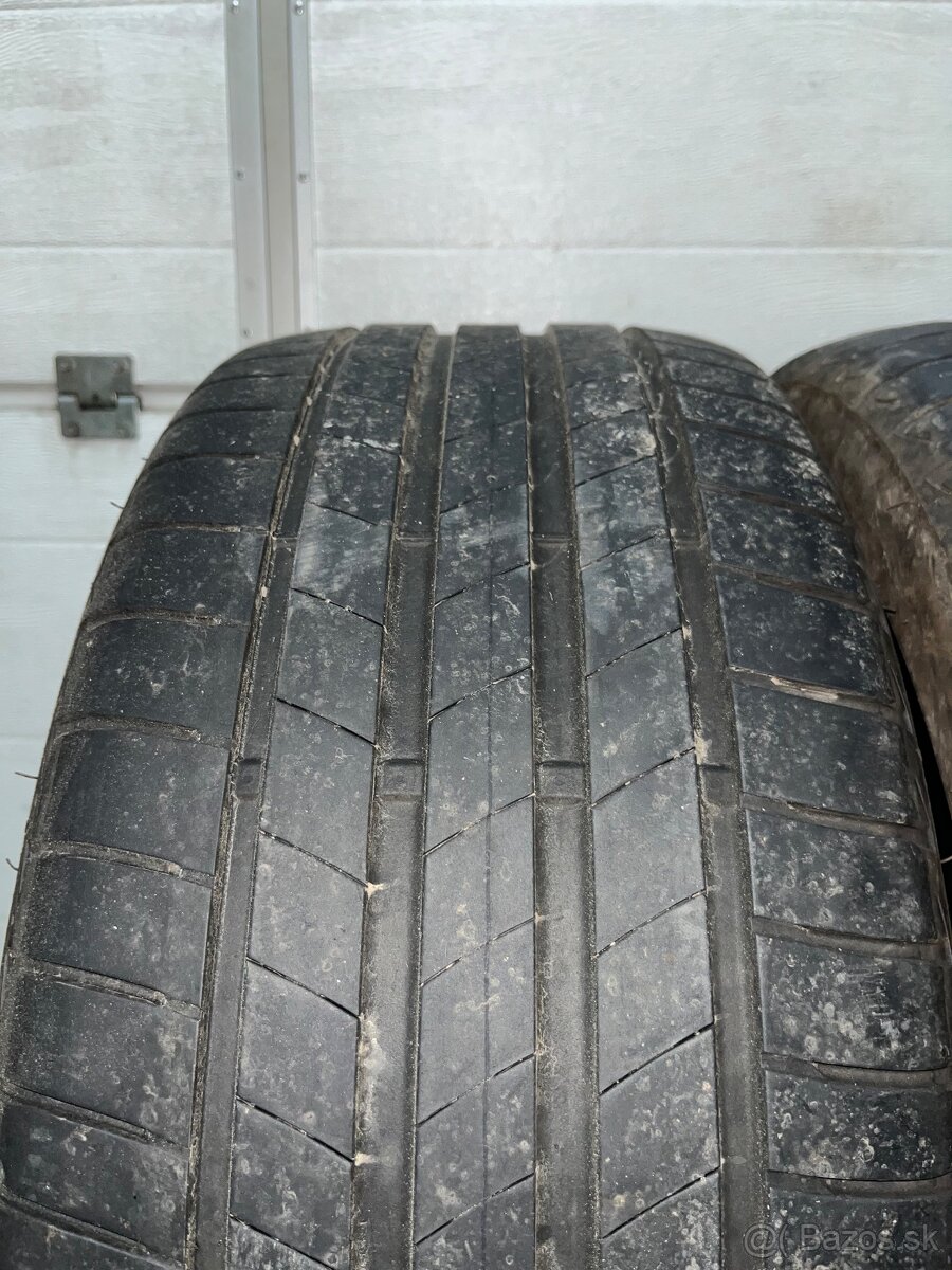 Bridgestone Turanza T005 255/40 R20 - 3