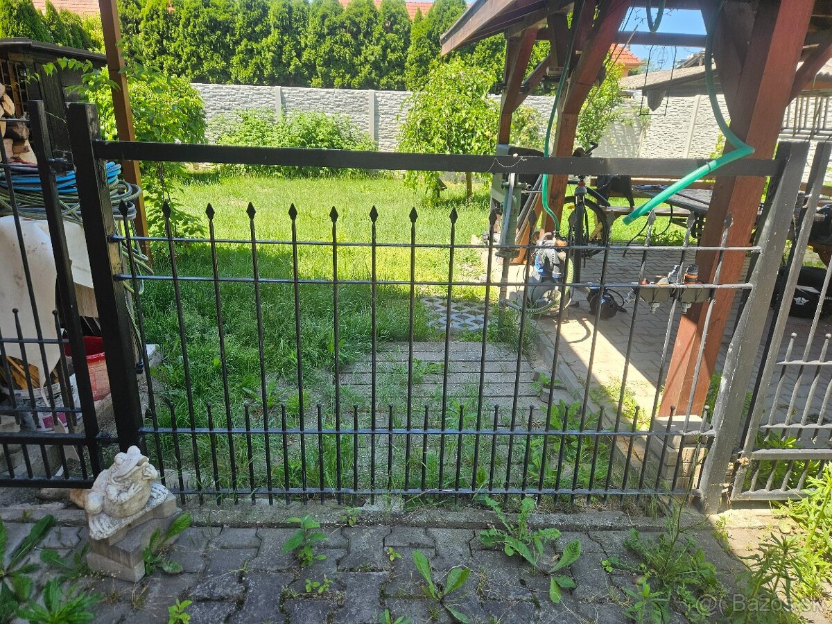 Veľká brána cca 770cm - 3