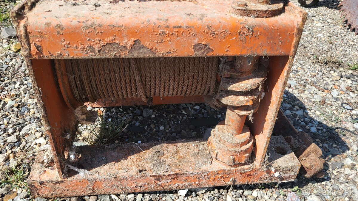 Ručný navijak vrátok - 3