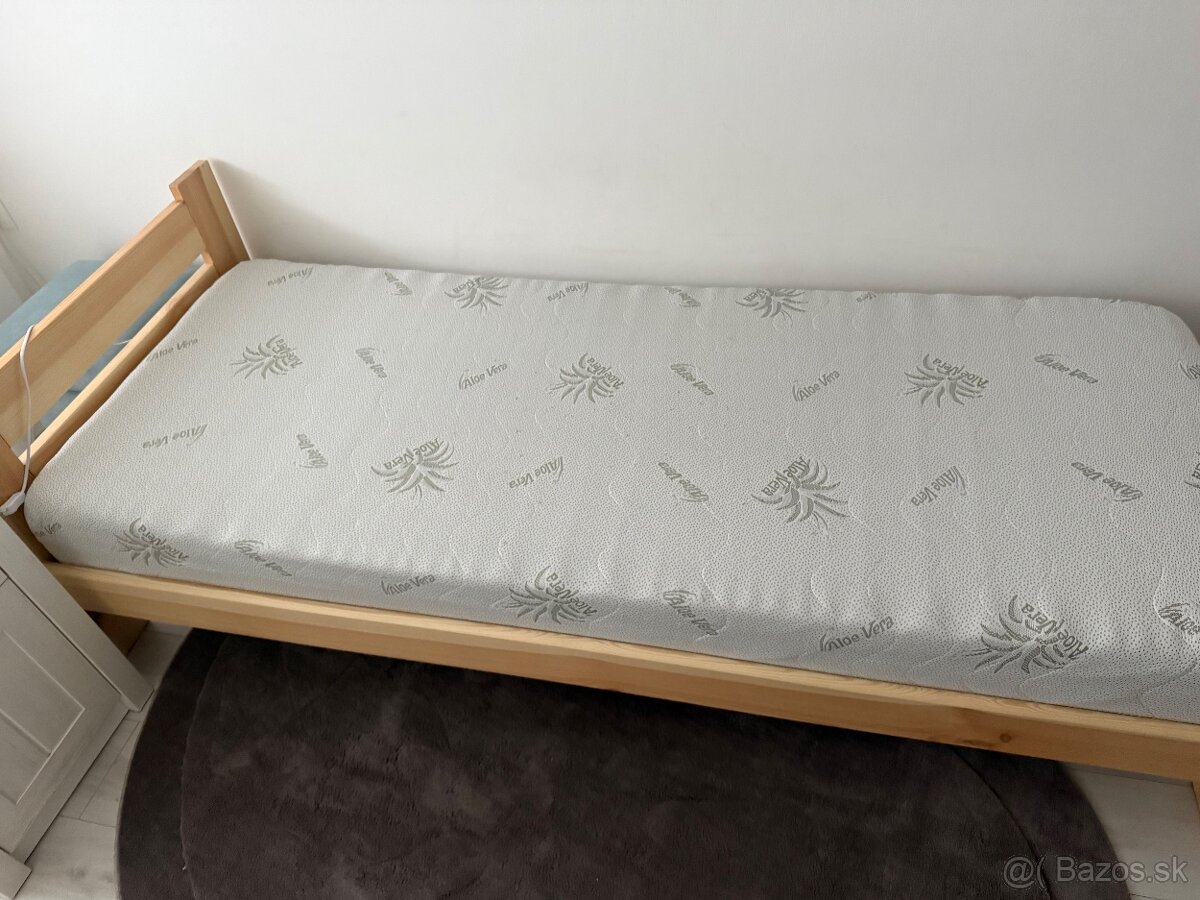 Drevená posteľ - 3