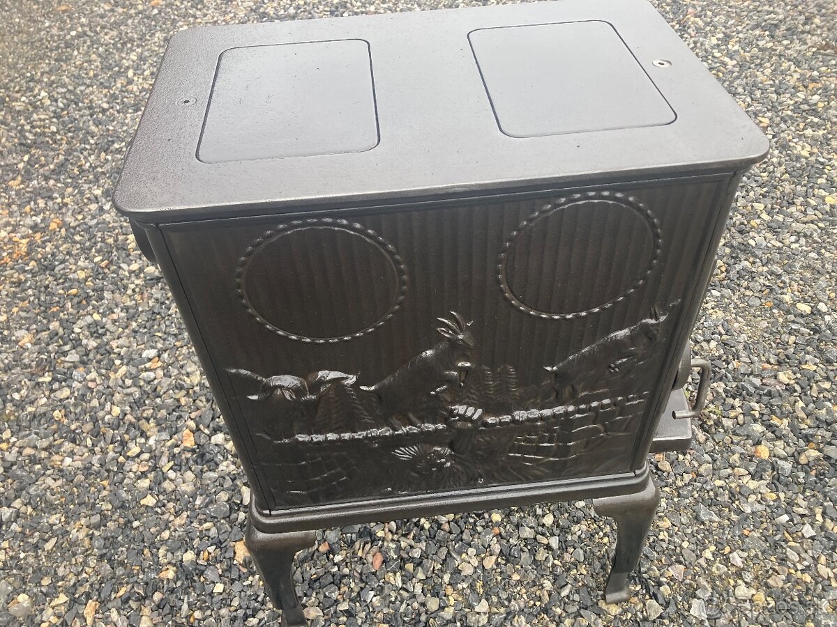 Liatinove kachle, pec - 3