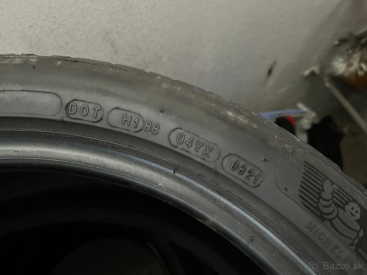 Michelin 245/40 r18 - 3