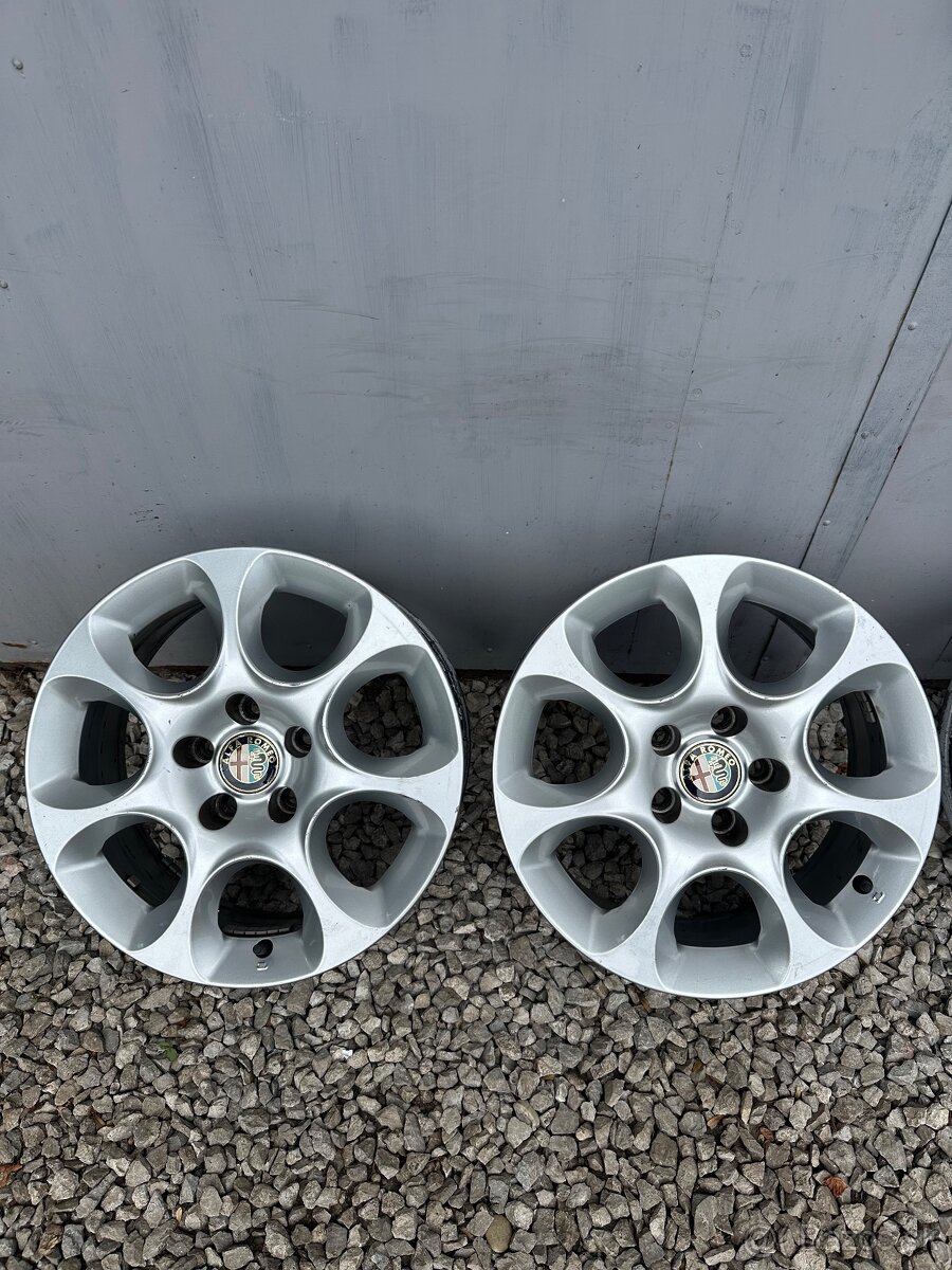 5x110 R16 Alfa Romeo - 3