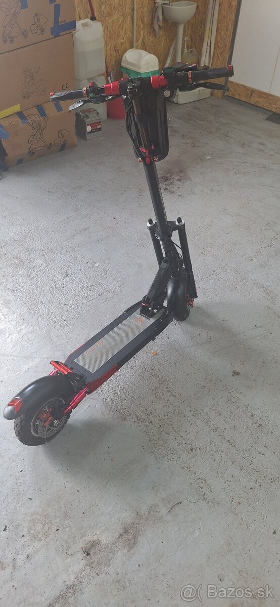 Predám kugoo m4 pro - 3