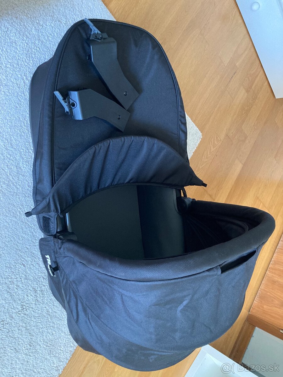 Predam korbicku Thule Urban Glide - 3