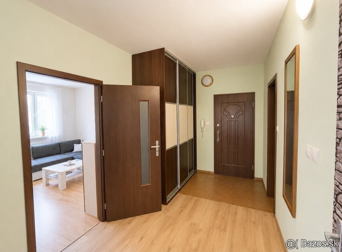 Na predaj 3 izbový byt Martin - 3