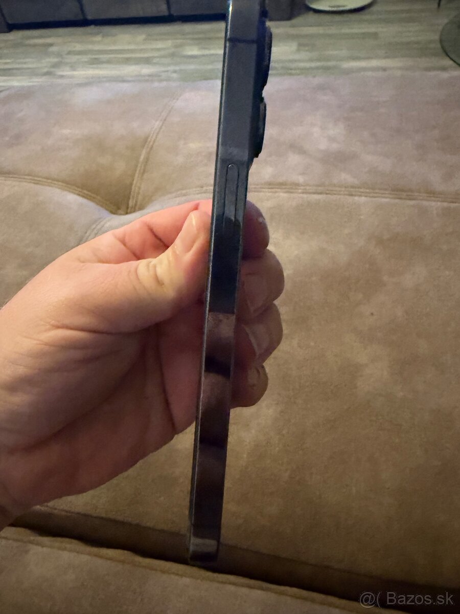I phone 13 pro Pacific blue - 3