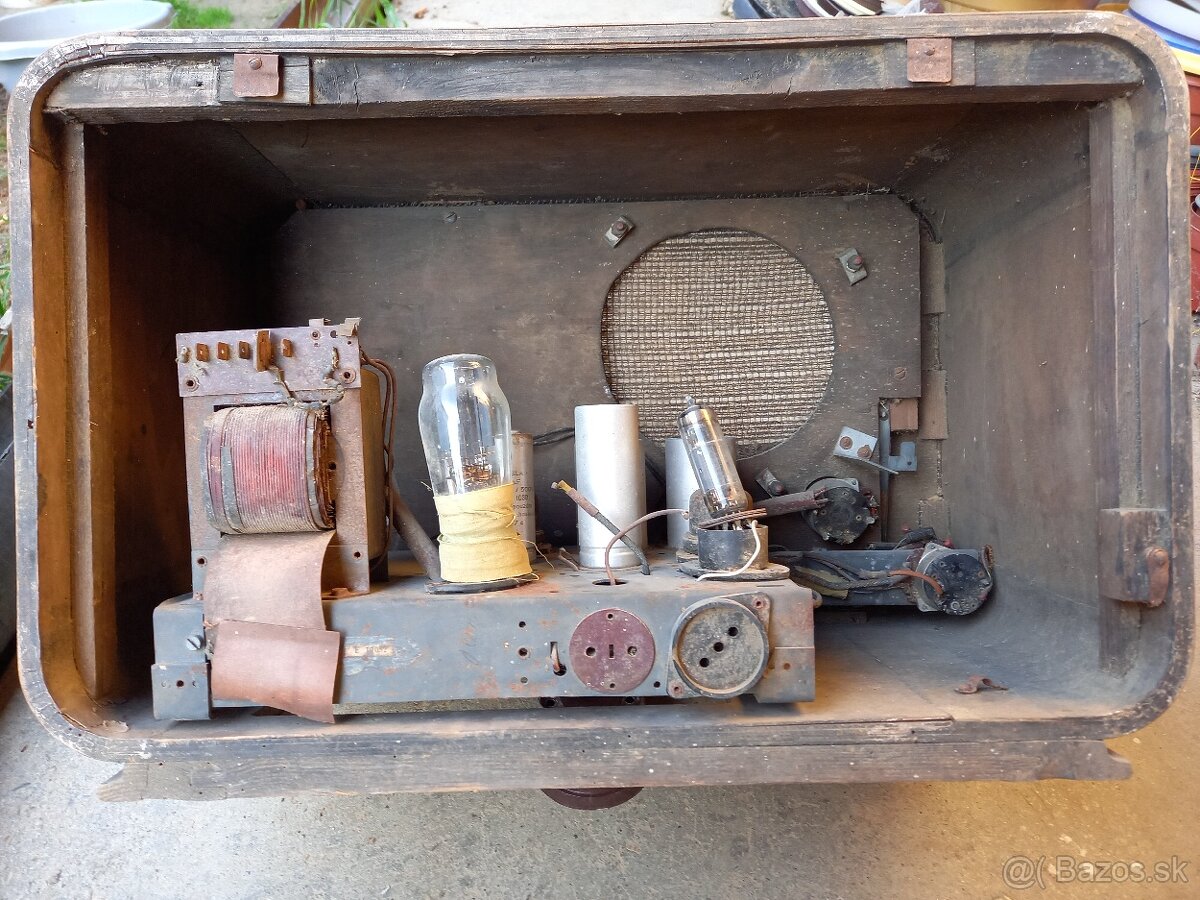 Historické rádio Tesla 506A - 3