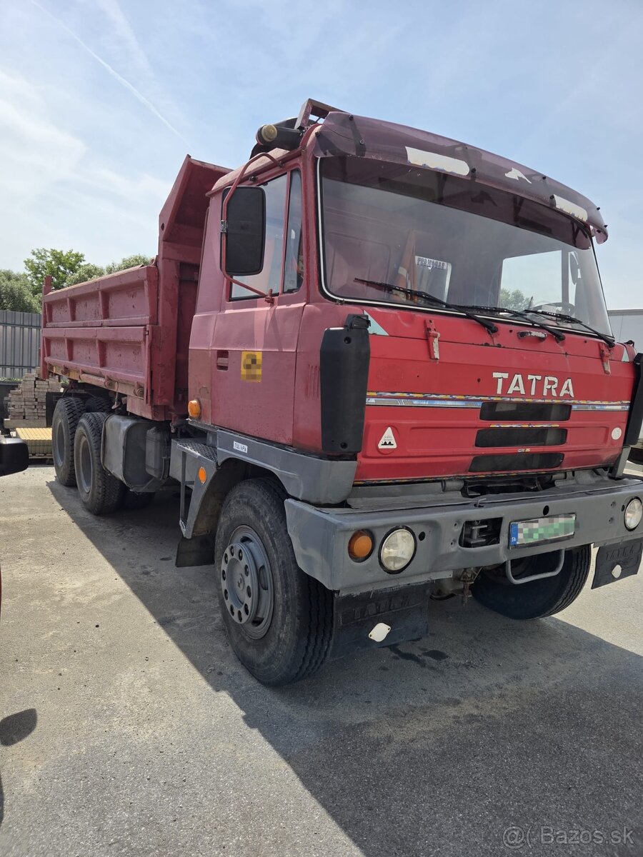 Tatra T815 6x6.2 - 3
