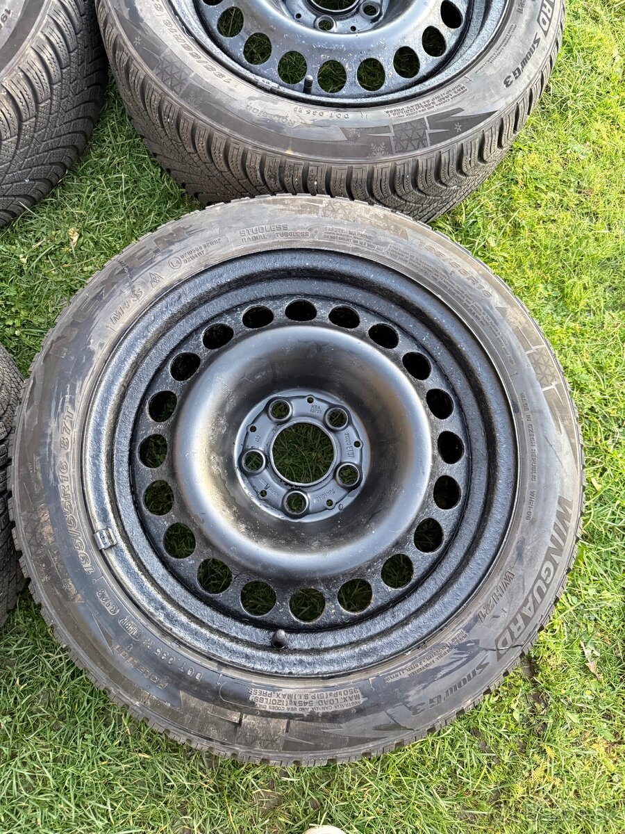 Zimné gumy a plechové disky R16 - 3