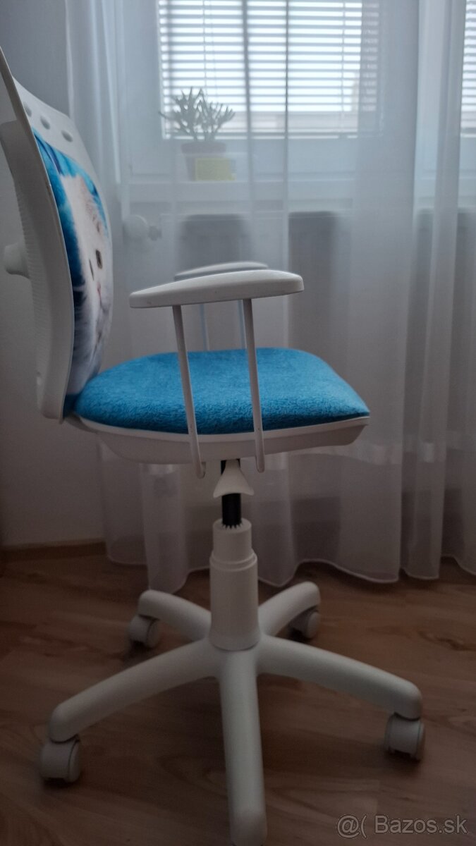 Detska kancelarska stolicka - 3