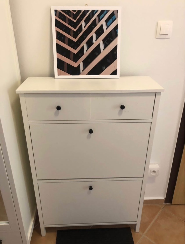 Nabytok do predsiene - 3