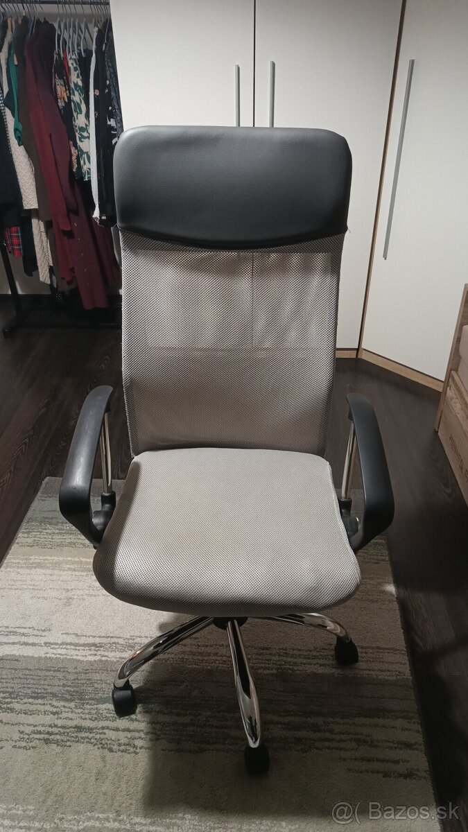 Pracovný stôl + stolička - 3