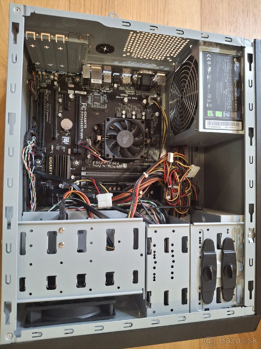 Kancelársky počítač - 3