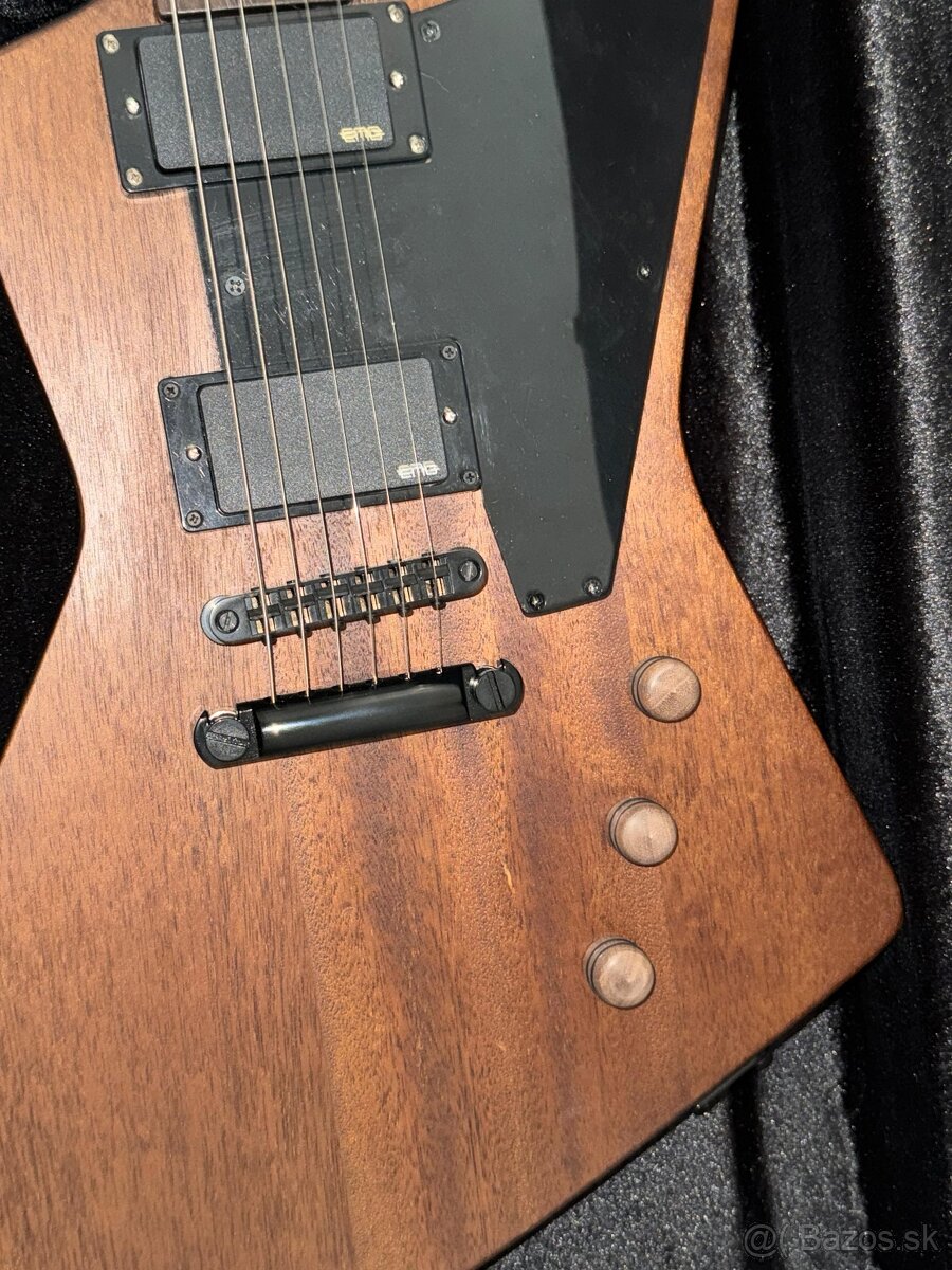 Epiphone Explorer with EMG 81 85 - 3