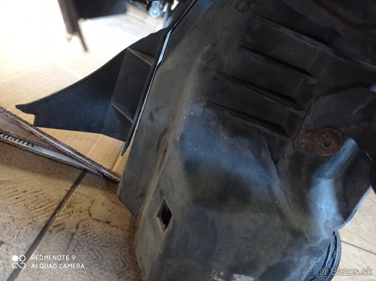 Chladičová stena Superb 2 2,0tdi 125kw - 3