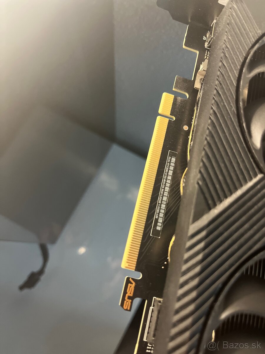 Predám grafickú kartu NVIDIA GeForce RTX 3060 12GB - 3