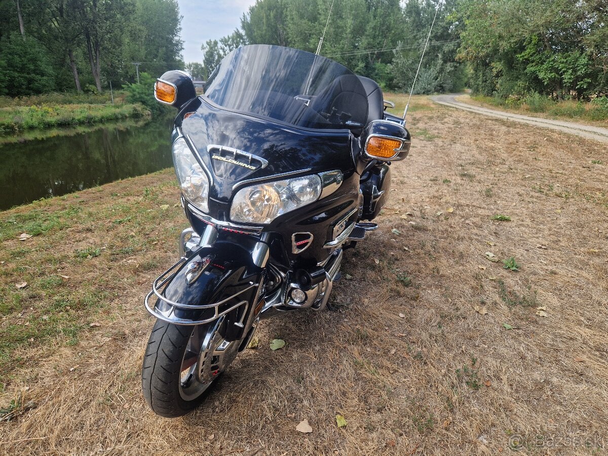 Honda Goldwing GL 1800 - 3