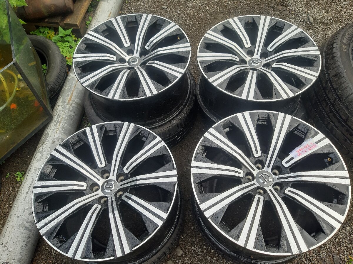 Alu zimne Volvo R20 XC90 XC60 nový model R-line Inscription - 3